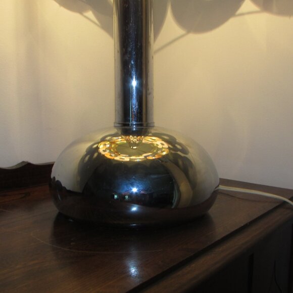 Vintage Chrome Dome Lamp Base - Picture 3 of 10